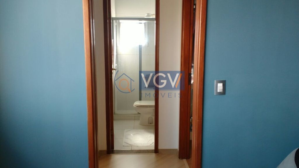 Apartamento à venda com 2 quartos, 60m² - Foto 14