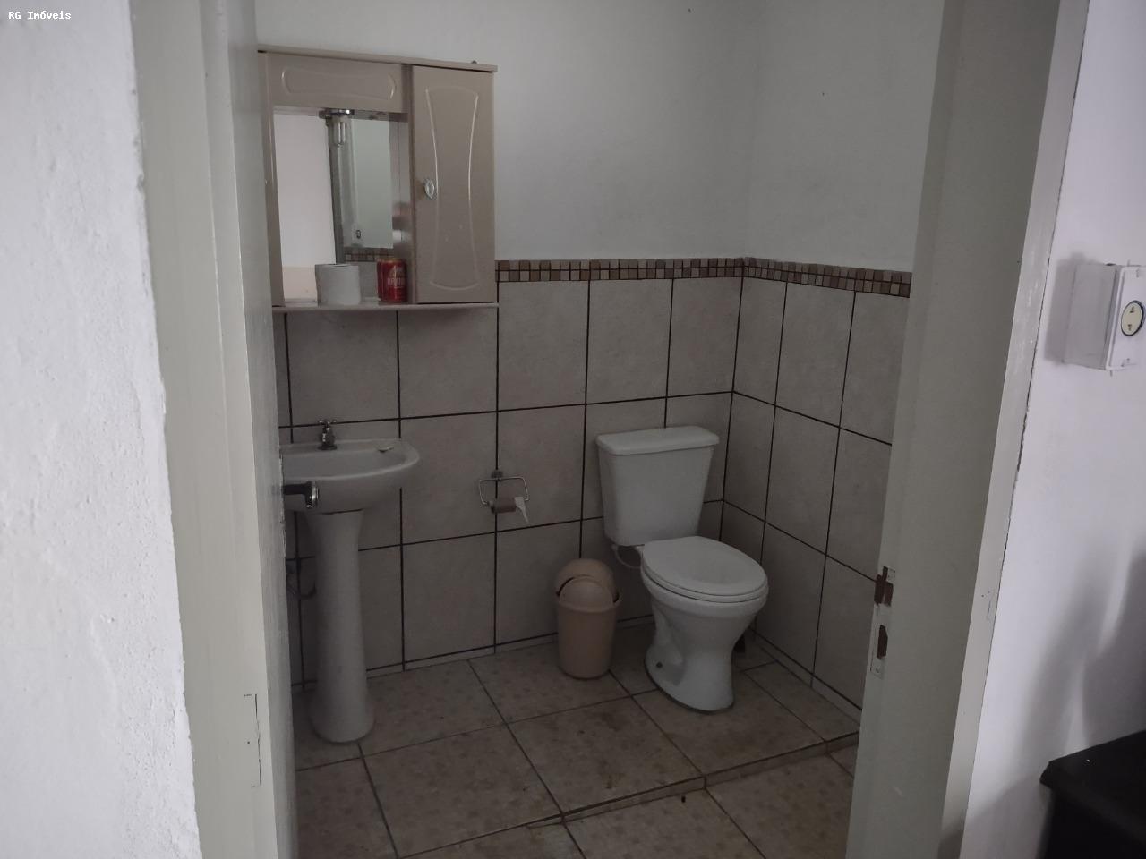Sítio à venda com 3 quartos, 220m² - Foto 35