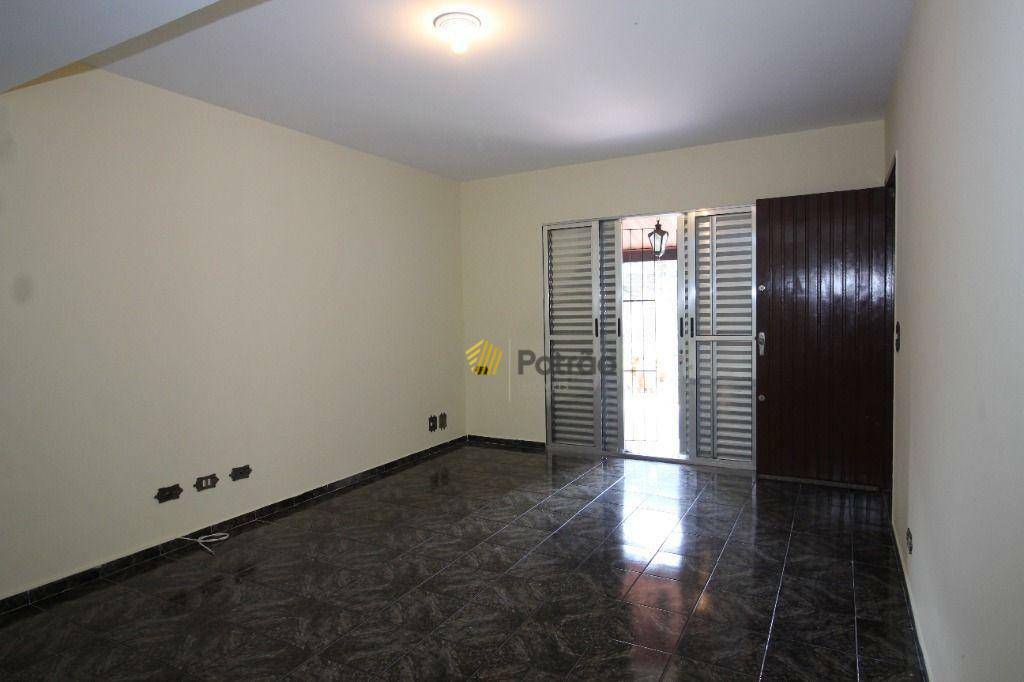 Sobrado à venda com 3 quartos, 286m² - Foto 6