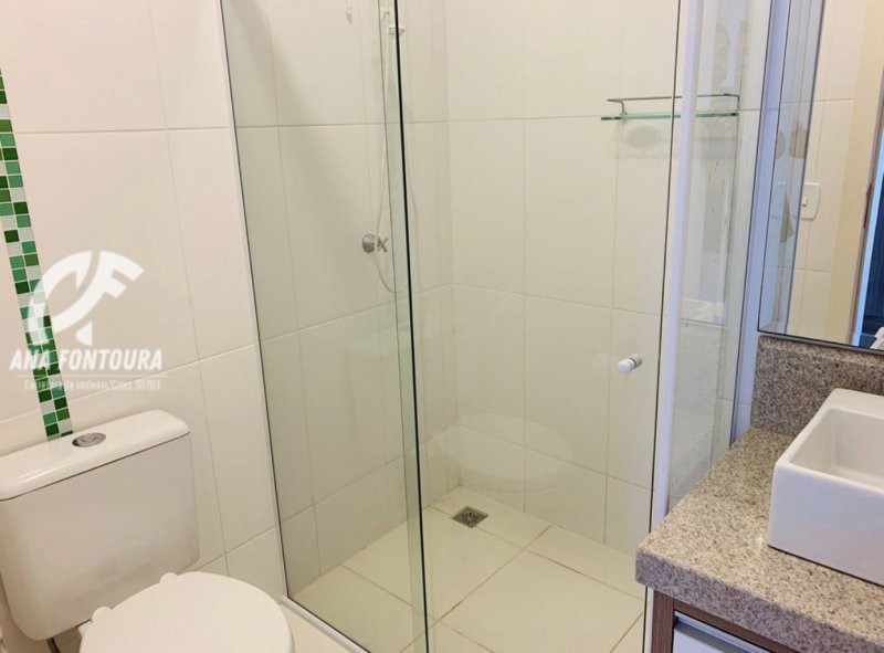 Apartamento à venda com 2 quartos, 70m² - Foto 12