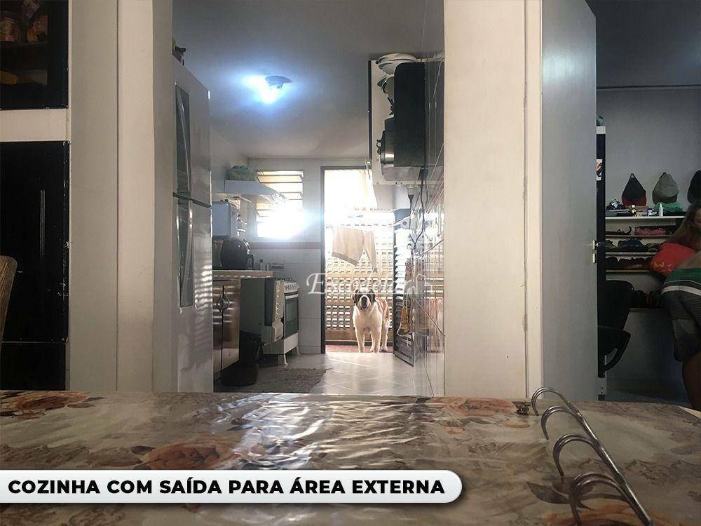 Casa à venda com 3 quartos, 150m² - Foto 10