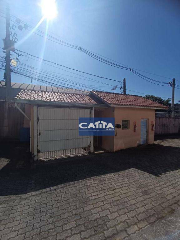 Sobrado à venda com 2 quartos, 58m² - Foto 2