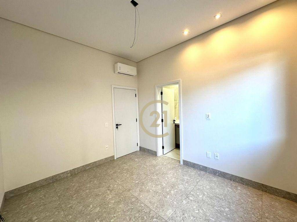 Casa de Condomínio à venda com 3 quartos, 222m² - Foto 18