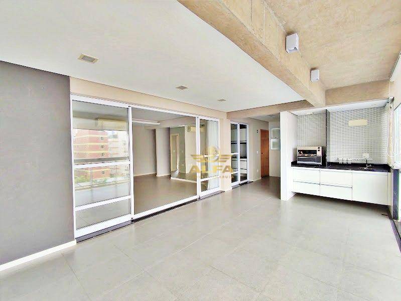 Apartamento à venda com 3 quartos, 136m² - Foto 7