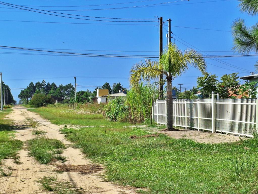 Terreno à venda, 300m² - Foto 1