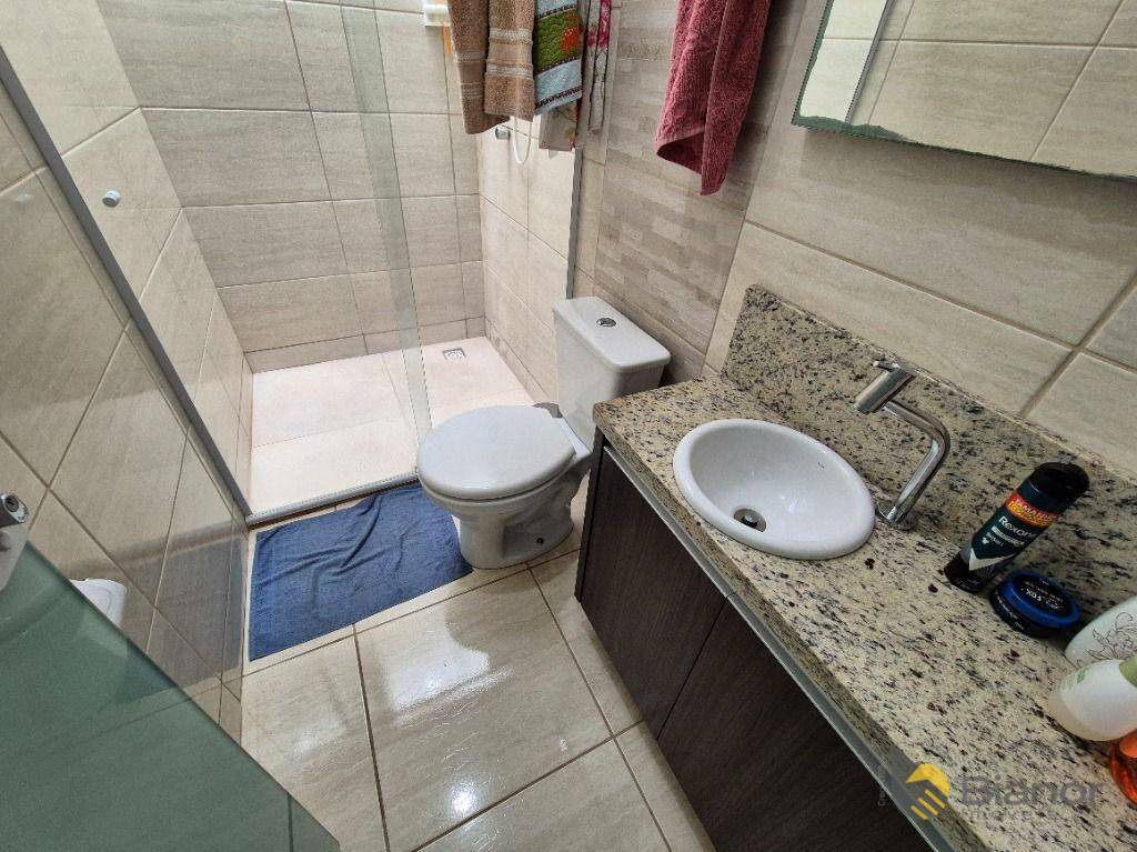 Casa para alugar com 2 quartos, 80m² - Foto 5