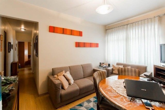 Apartamento à venda com 2 quartos, 70m² - Foto 2