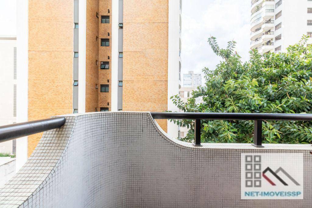 Apartamento à venda com 4 quartos, 246m² - Foto 44