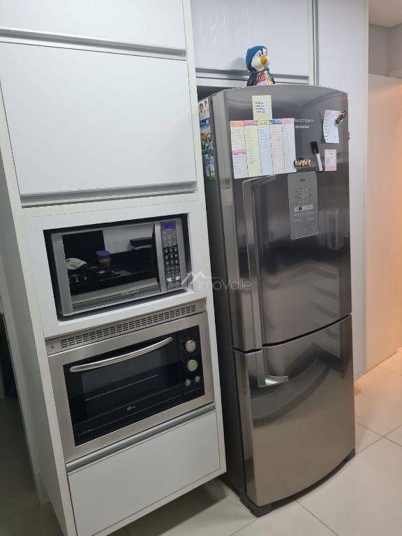 Apartamento à venda com 3 quartos, 120m² - Foto 9