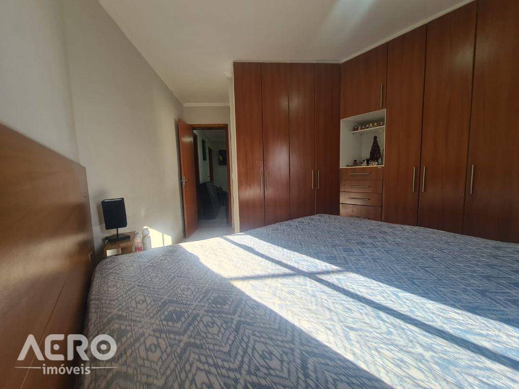 Apartamento à venda com 2 quartos, 72m² - Foto 13