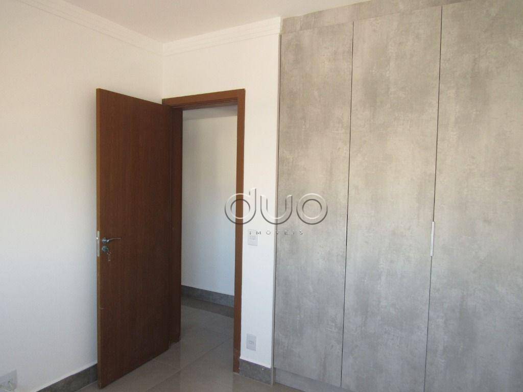 Apartamento para alugar com 3 quartos, 98m² - Foto 18