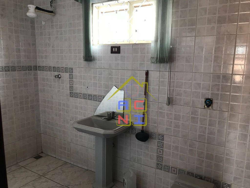 Sobrado à venda com 4 quartos, 300m² - Foto 24