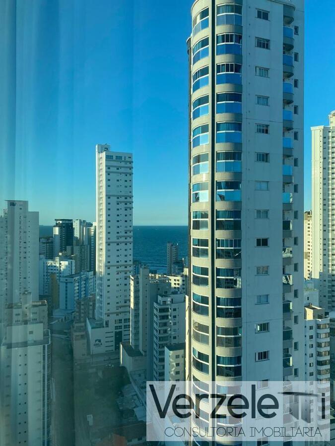 Cobertura à venda com 4 quartos, 280m² - Foto 1