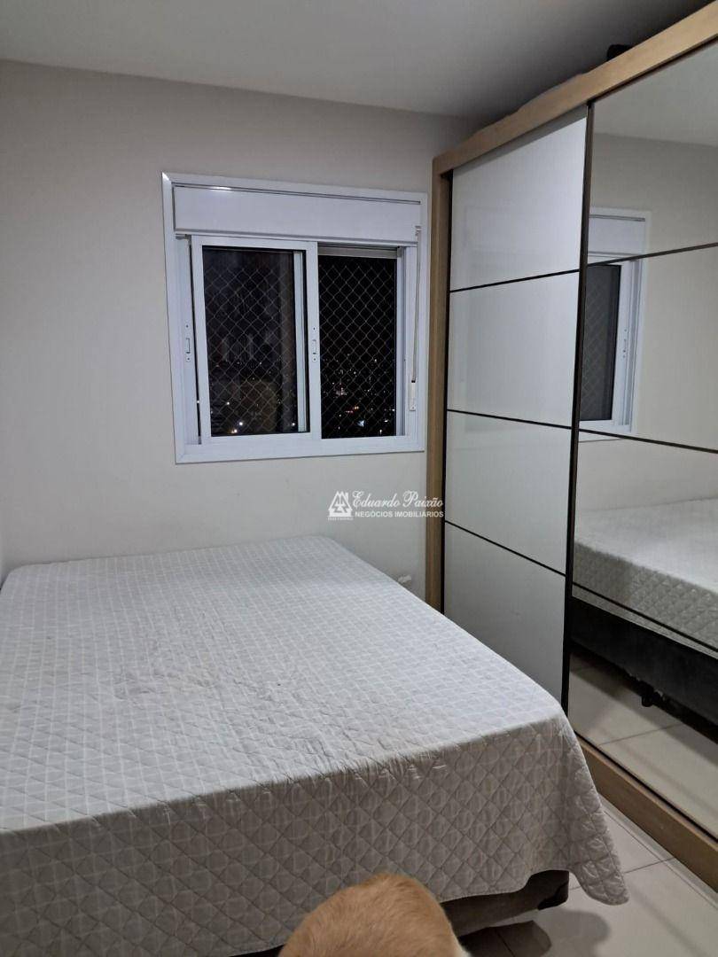 Apartamento para alugar com 2 quartos, 66m² - Foto 6