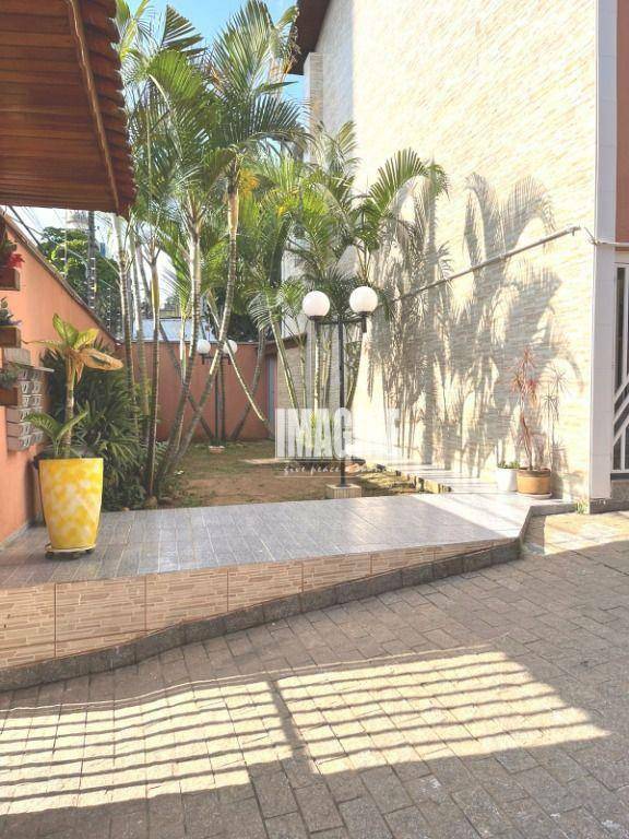 Sobrado à venda com 3 quartos, 137m² - Foto 23