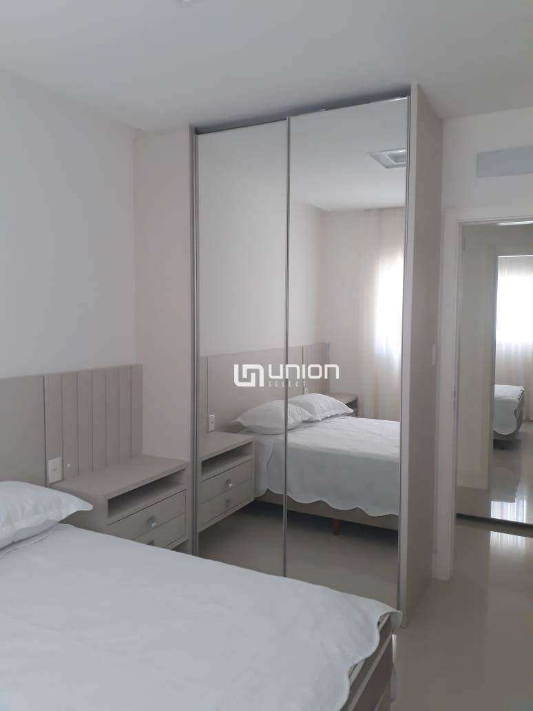 Apartamento à venda com 3 quartos, 122m² - Foto 17