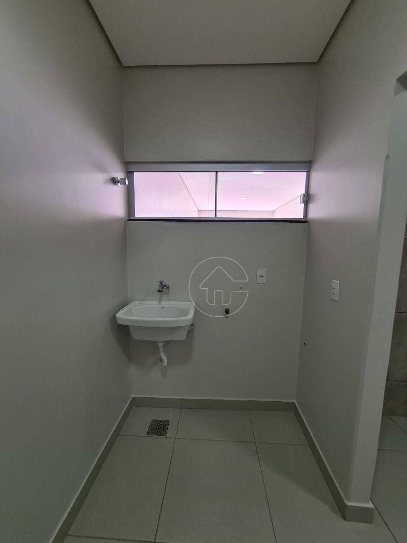 Apartamento para alugar com 2 quartos, 80m² - Foto 13