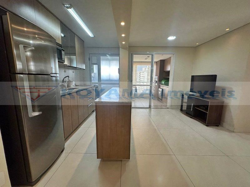 Apartamento à venda com 2 quartos, 65m² - Foto 1