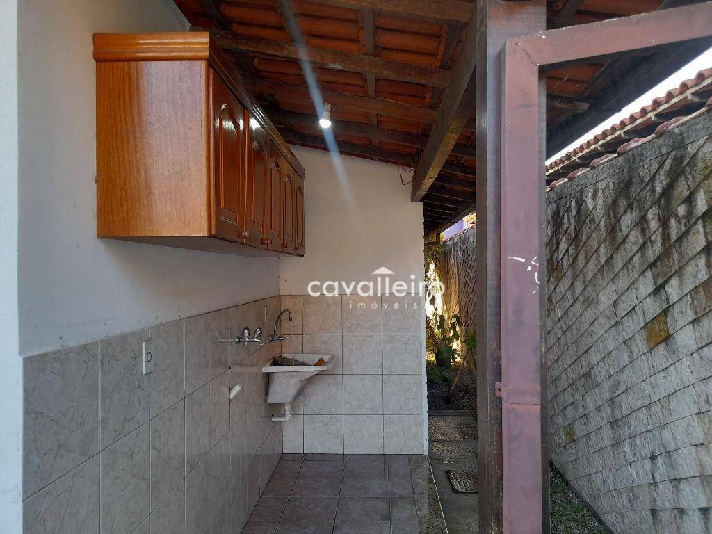 Casa à venda com 2 quartos, 100m² - Foto 17