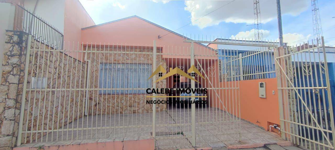 Casa, 3 quartos, 108 m² - Foto 1