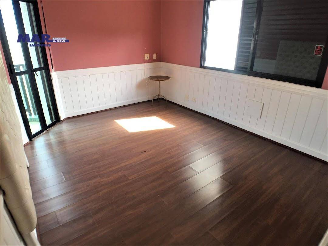 Apartamento à venda com 3 quartos, 200m² - Foto 16