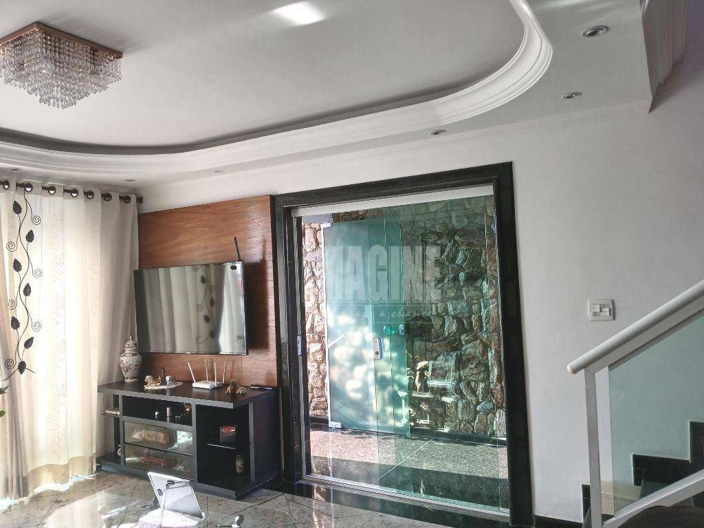 Sobrado à venda com 3 quartos, 249m² - Foto 5