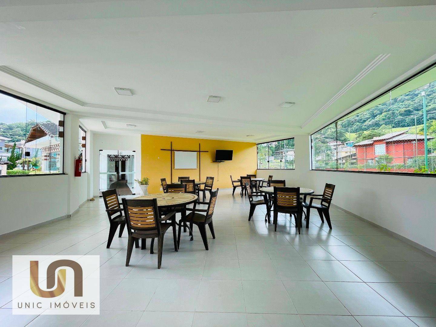 Casa de Condomínio à venda com 4 quartos, 390m² - Foto 56