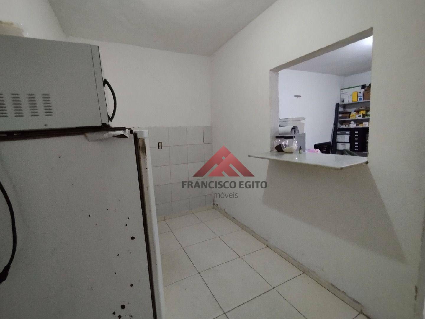 Casa à venda com 1 quarto, 70m² - Foto 10