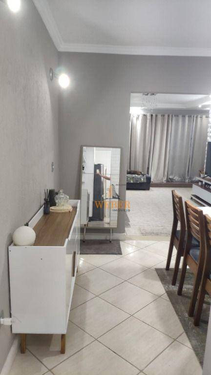 Sobrado à venda com 2 quartos, 190m² - Foto 3