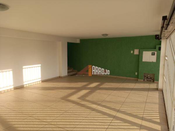 Sobrado à venda com 3 quartos, 193m² - Foto 3