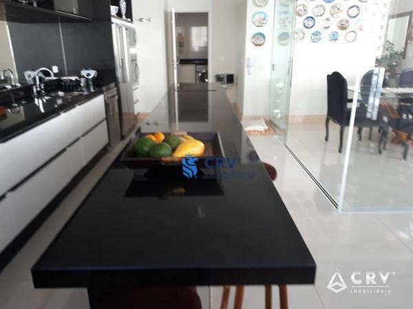 Apartamento à venda com 3 quartos, 245m² - Foto 8