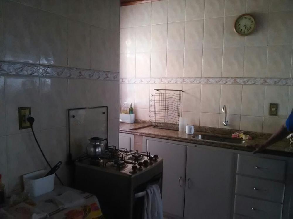 Sobrado à venda com 4 quartos, 125m² - Foto 2