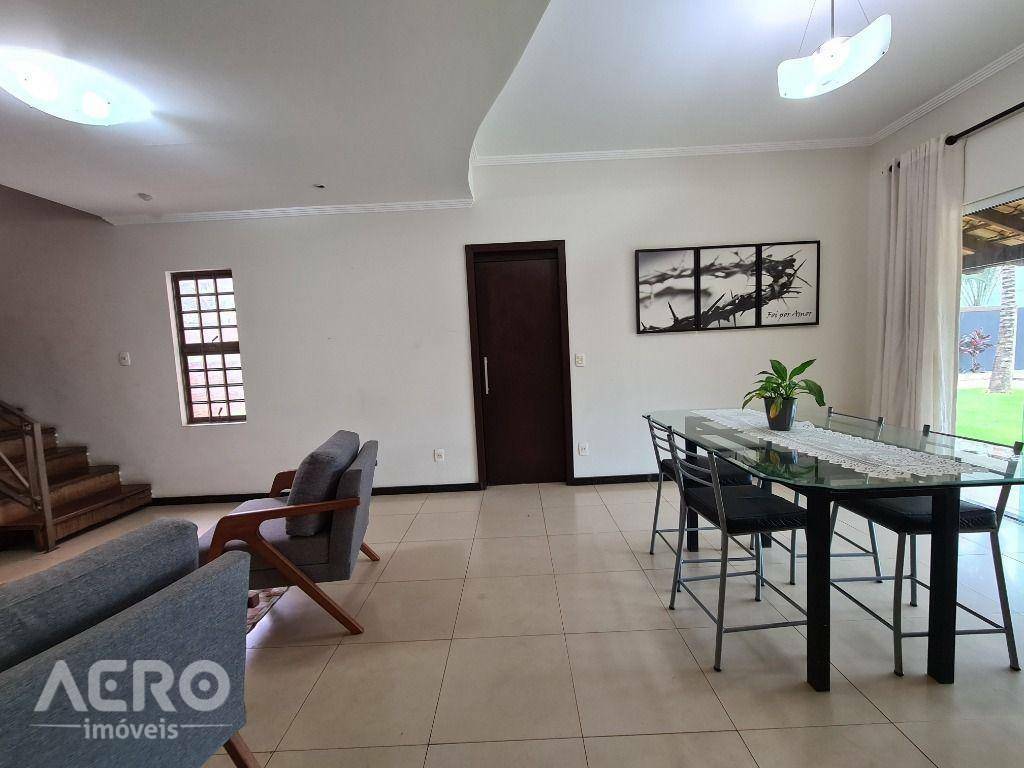 Casa de Condomínio à venda com 4 quartos, 600m² - Foto 28