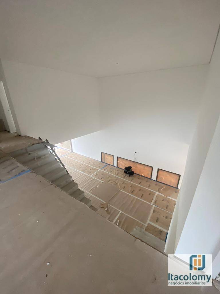 Casa de Condomínio à venda com 4 quartos, 367m² - Foto 14