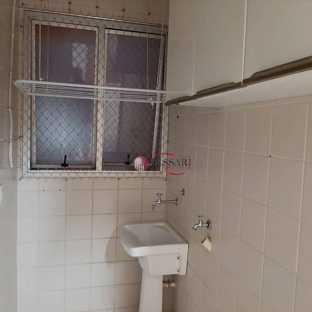 Apartamento à venda com 2 quartos, 65m² - Foto 15