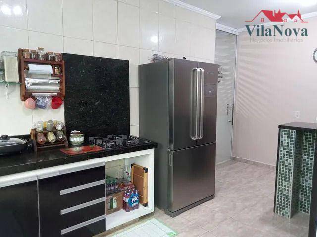 Casa à venda com 4 quartos, 194m² - Foto 5