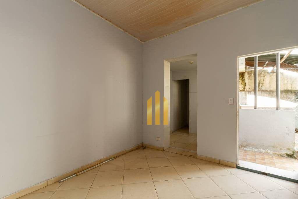 Casa para alugar com 3 quartos, 400m² - Foto 7