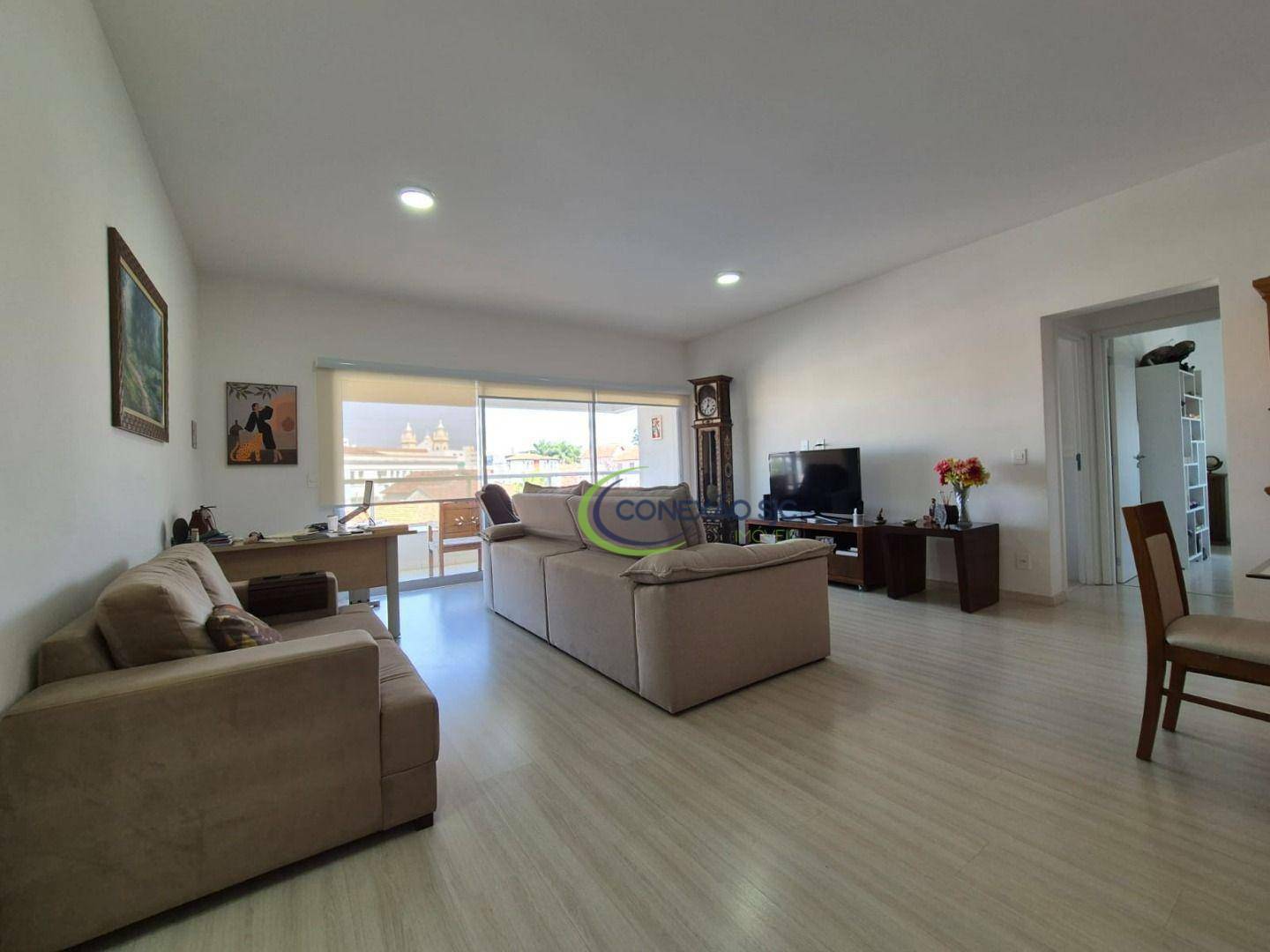 Apartamento à venda com 3 quartos, 132m² - Foto 1