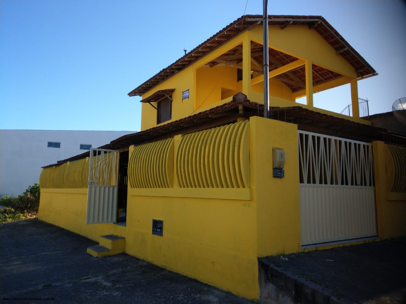 Casa à venda com 4 quartos, 160m² - Foto 2