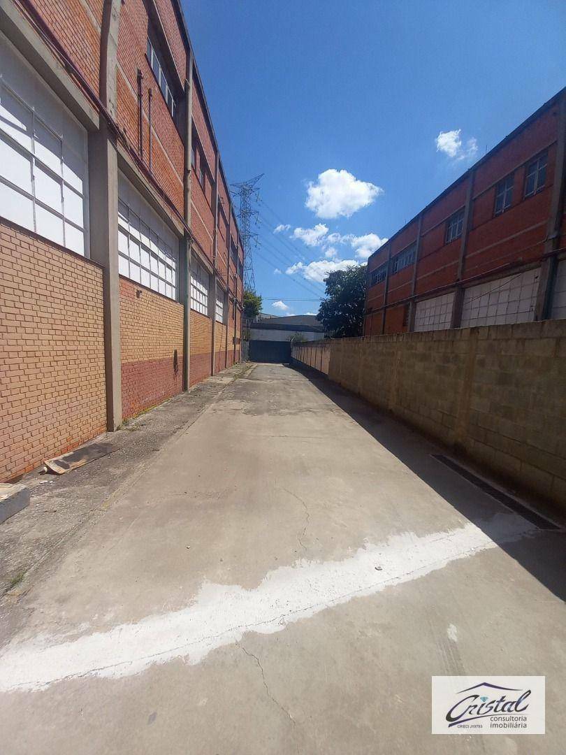 Depósito-Galpão-Armazém para alugar, 2800m² - Foto 13