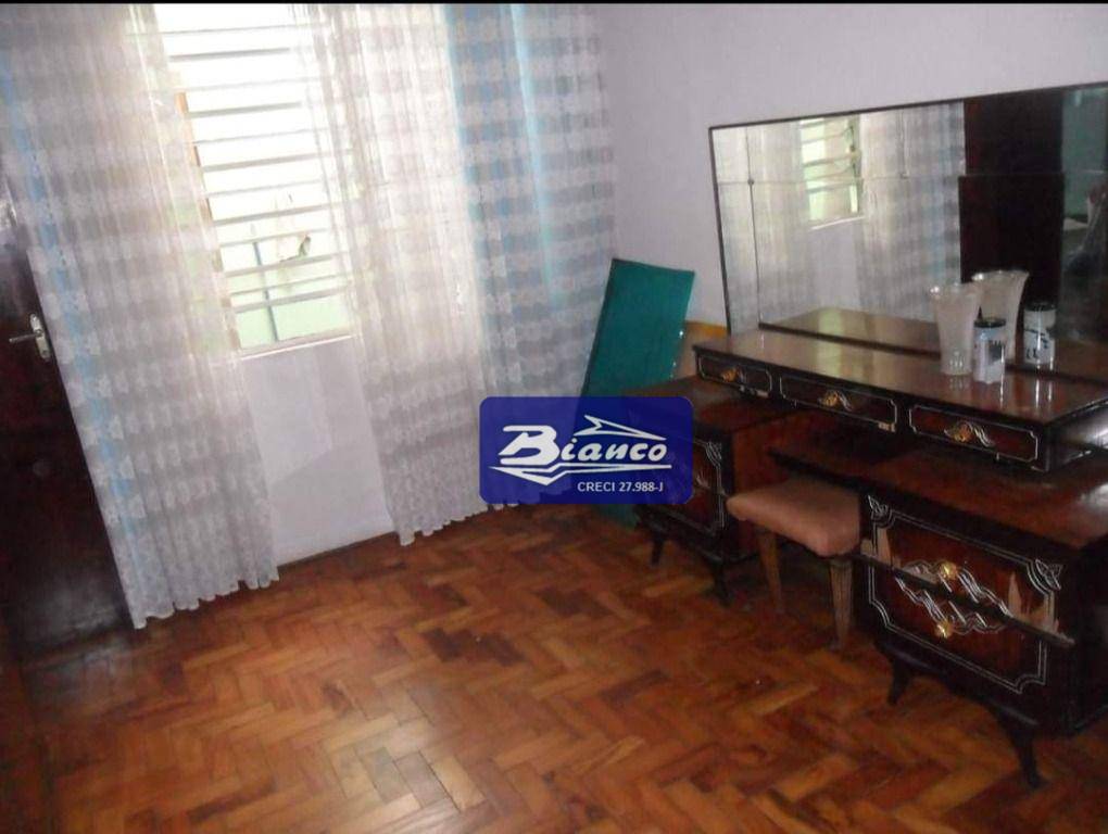 Casa à venda com 4 quartos, 105m² - Foto 16