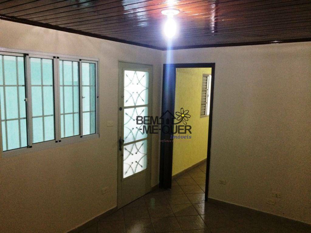 Casa à venda com 3 quartos, 90m² - Foto 3