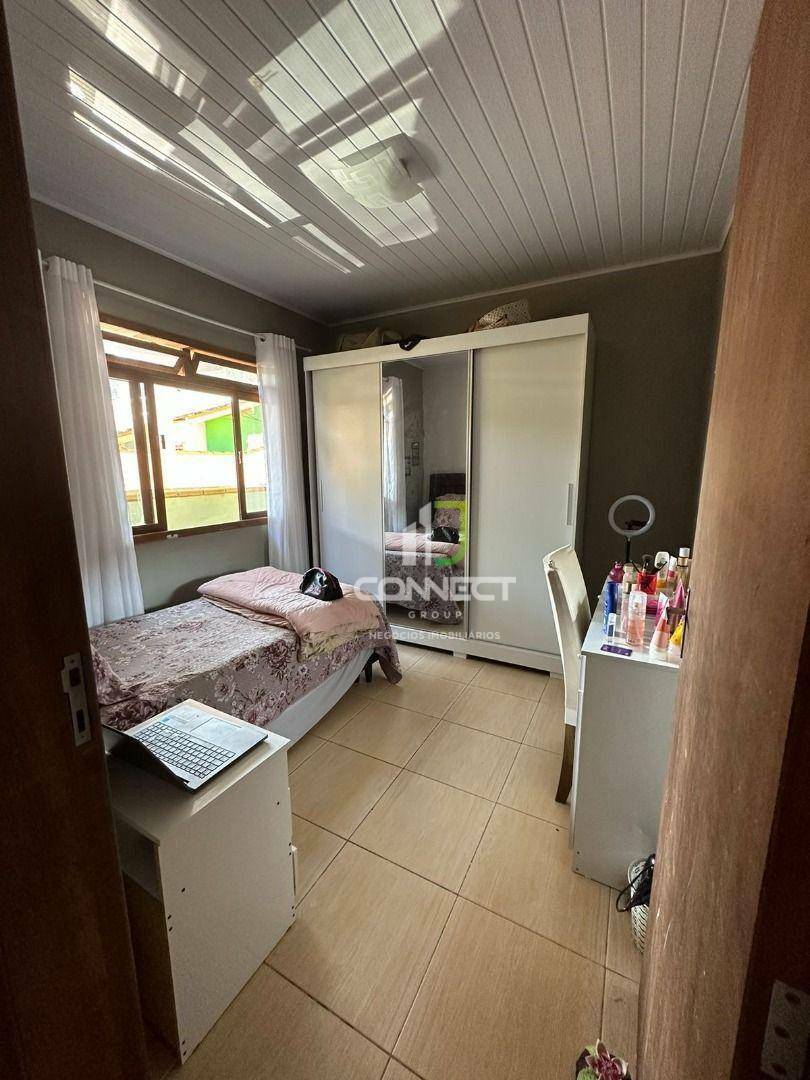 Casa à venda com 3 quartos, 275m² - Foto 13
