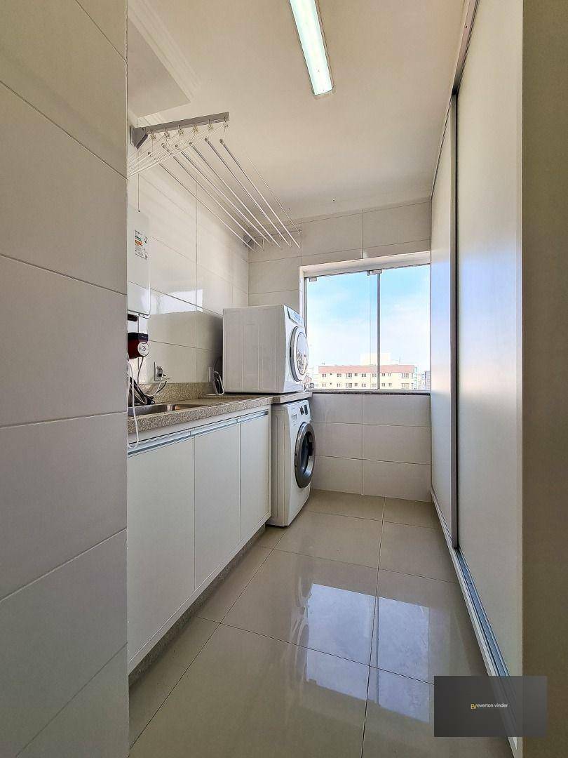 Apartamento à venda com 3 quartos, 146m² - Foto 8