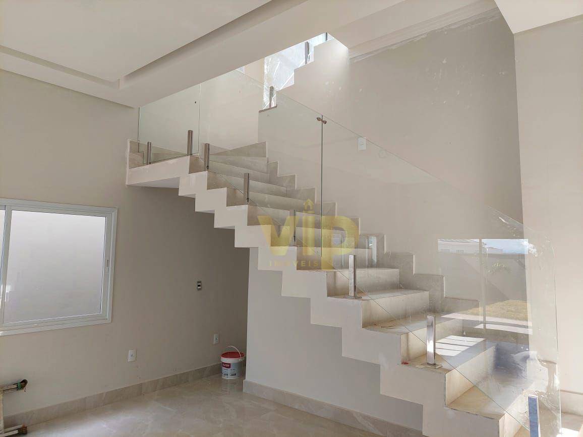 Casa à venda com 3 quartos, 275m² - Foto 4