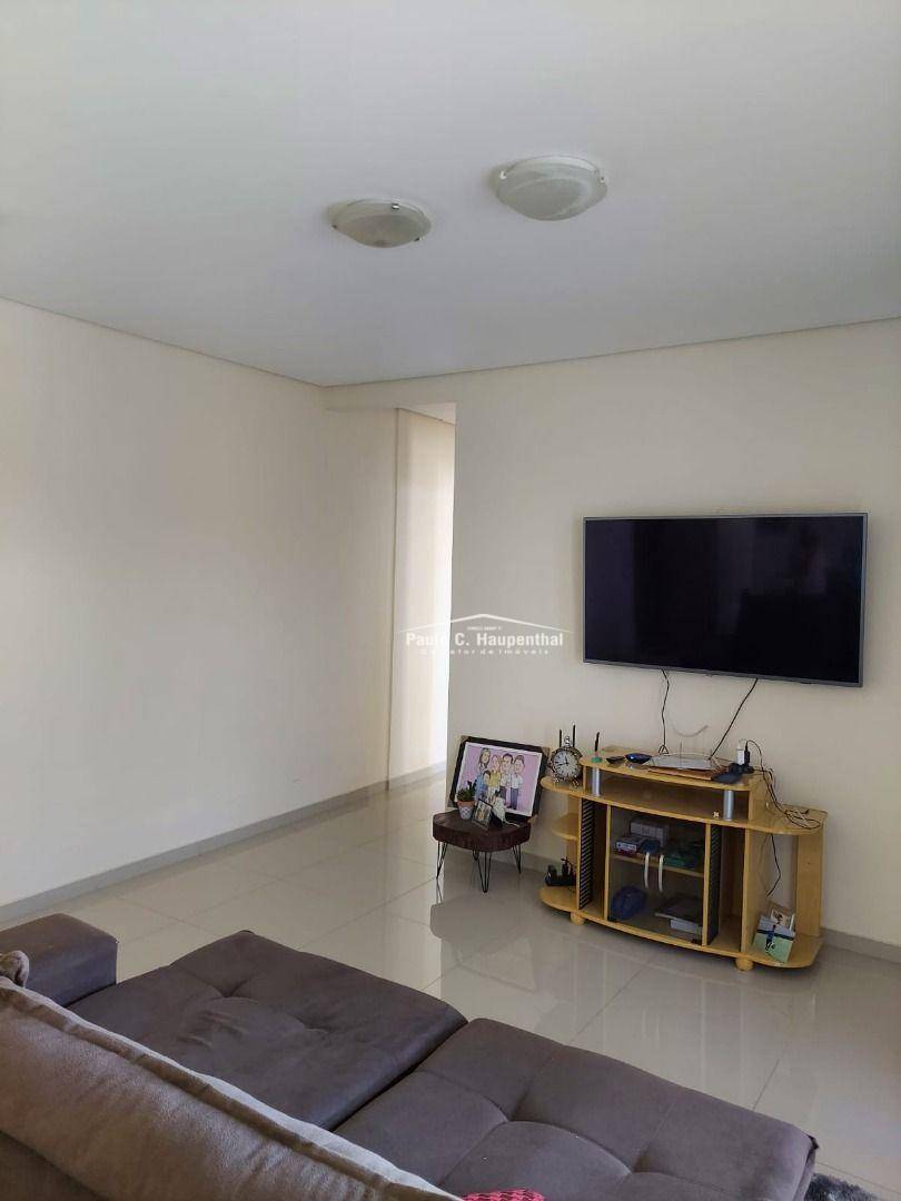 Apartamento à venda com 2 quartos, 64m² - Foto 9