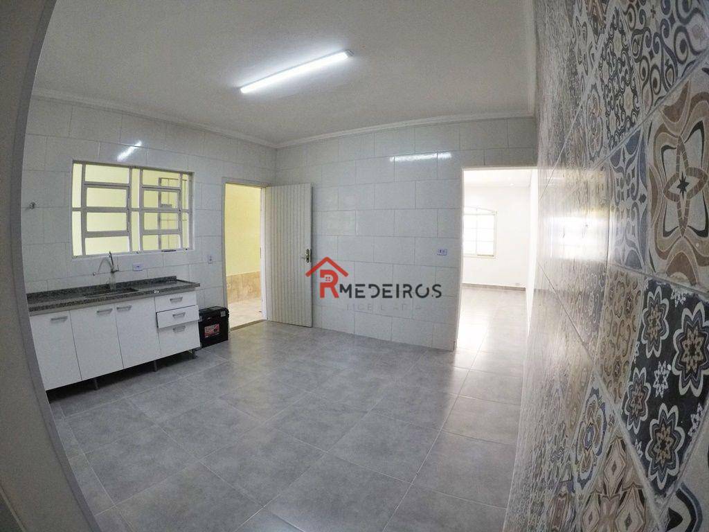 Casa à venda com 2 quartos, 85m² - Foto 12