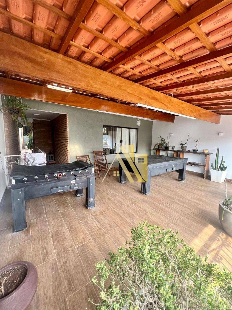 Casa à venda com 3 quartos, 279m² - Foto 17