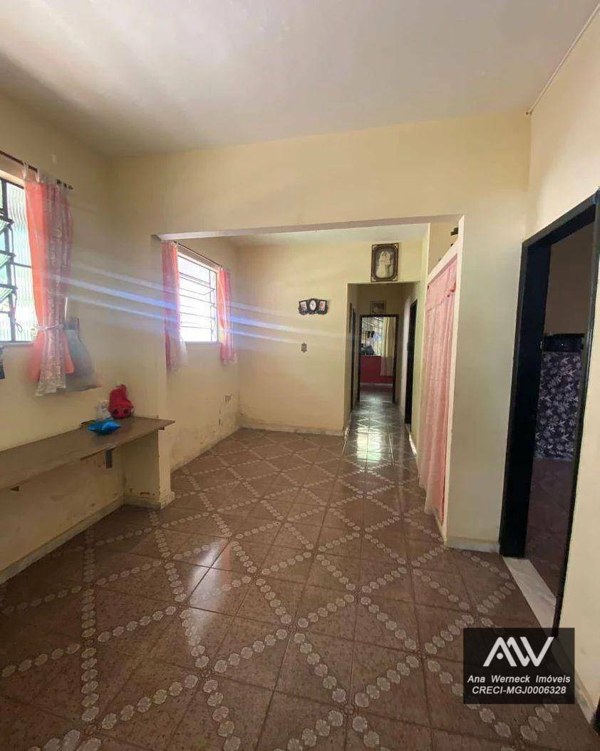 Casa à venda com 3 quartos, 280m² - Foto 5