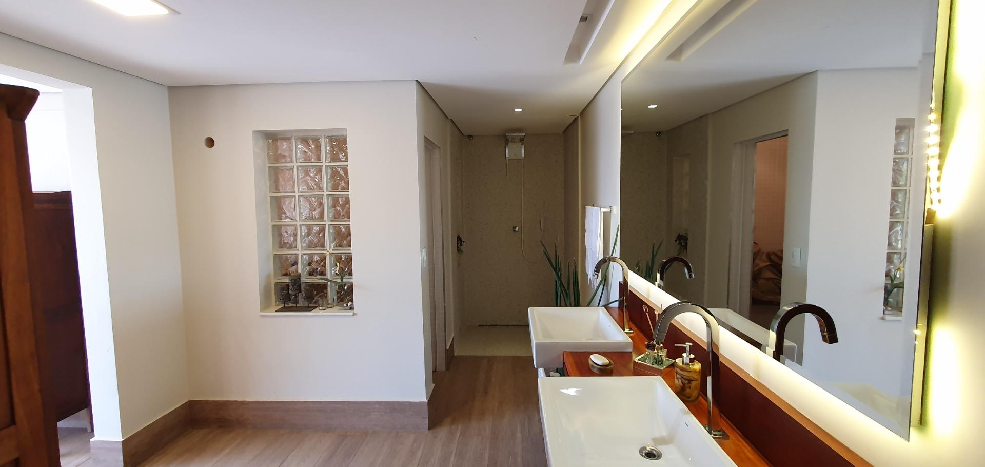 Casa à venda com 5 quartos, 600m² - Foto 10